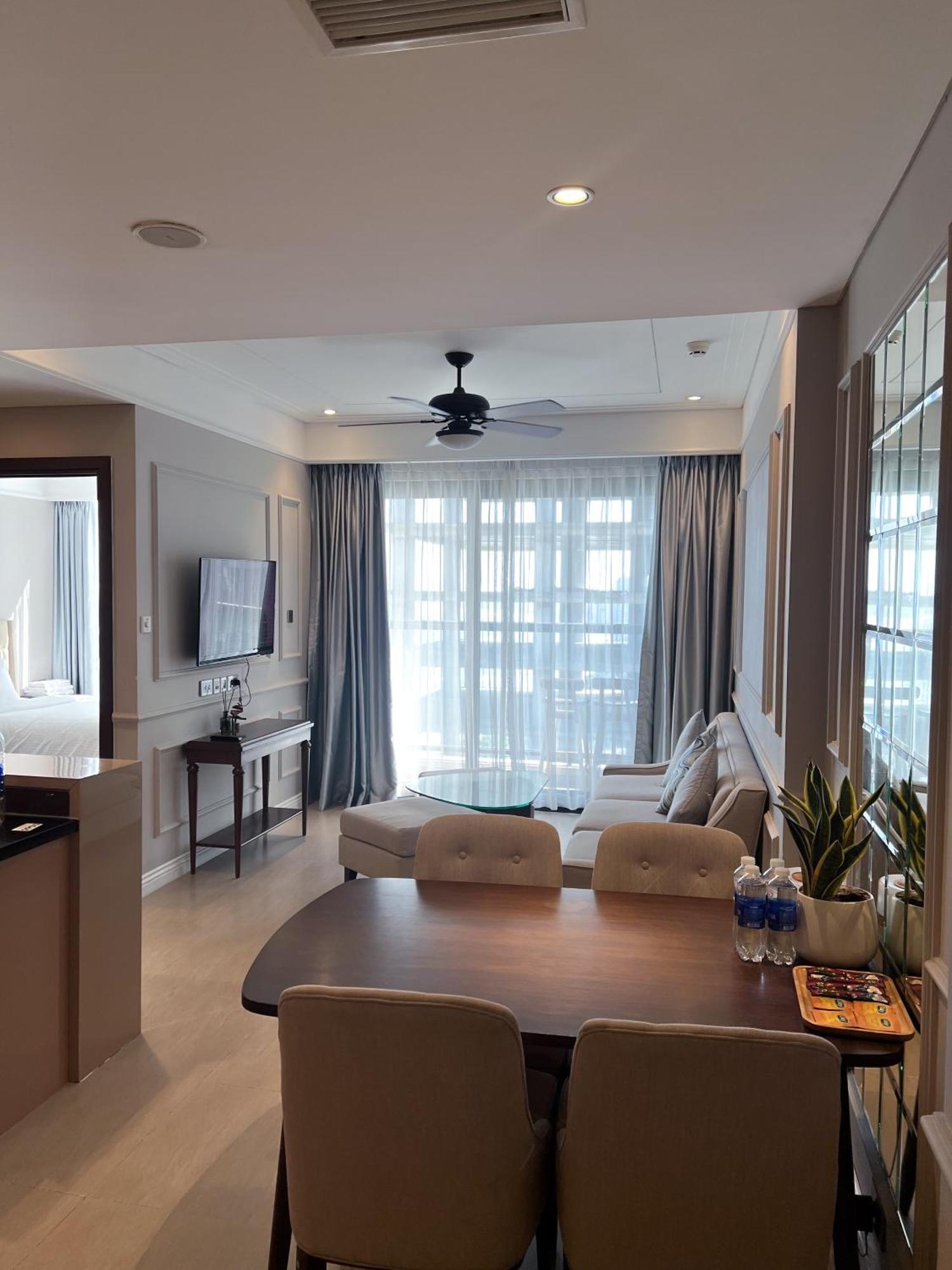Luxury Apartment - Rooftop Swimming Pool - Beach Front - Hinata Apartment Da Nang Exterior foto